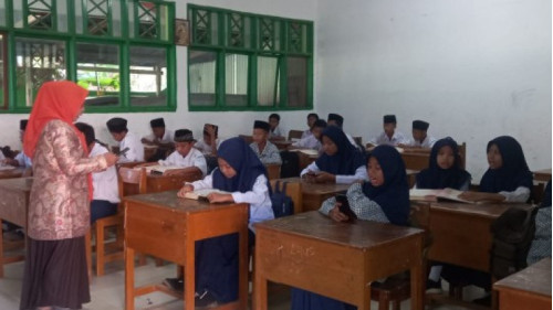 BACA TULIS QURAN