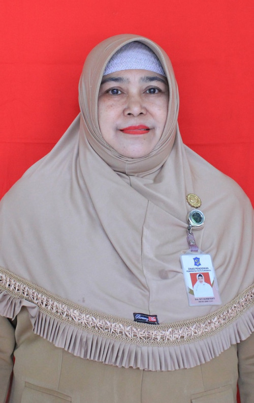 Dra. SITI NURBIYATIN